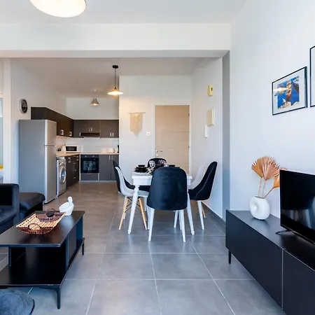 Διαμέρισμα Snobby 2-bedroom Λάρνακα