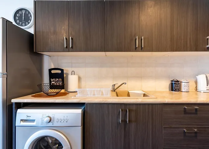 Snobby 2-bedroom Lägenhet Larnaca